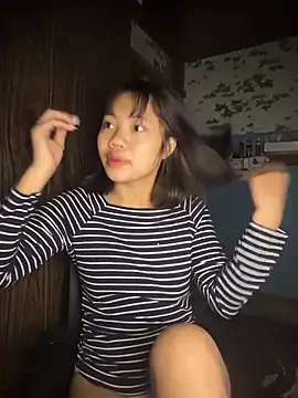 Snapshot of NinaChu chatting on November 2025 05:24:01 PM NinaChu online show from November 2025 05:24:01 PM