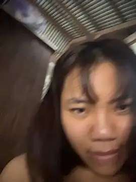 Snapshot of NinaChu chatting on November 2025 05:50:01 AM NinaChu online show from November 2025 05:50:01 AM