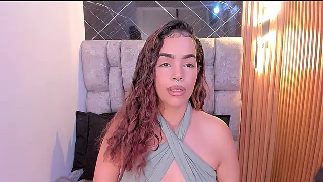 roxanne dl online show from September 2025 12:27:02 PM