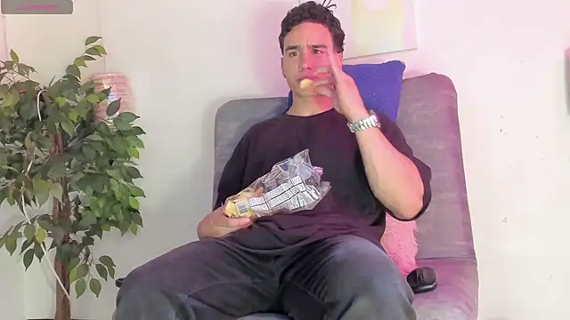 battistaturner online show from May 2026 08:25:01 PM