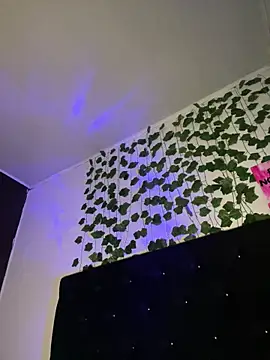 Liawood1 online show from September 2025 10:11:01 PM