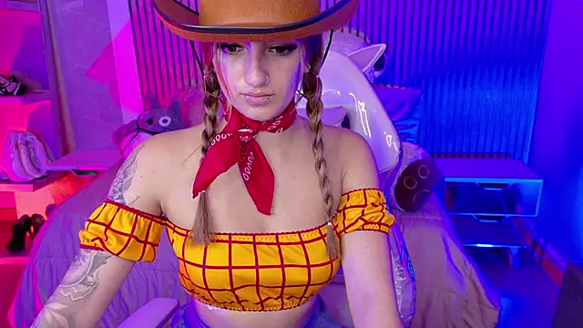  aitana 001 online show from November 2025 08:45:01 PM