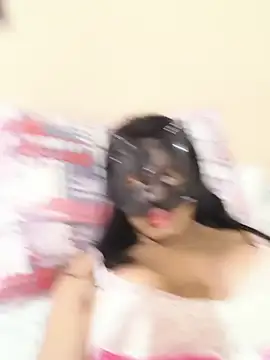 DuCreu online show from October 2025 01:43:02 PM