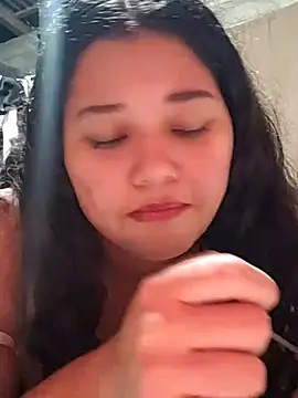 Violethroos online show from November 2025 03:32:02 AM