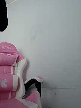 Snapshot of Miss_Pompitas23 chatting on September 2025 08:45:01 PM Miss Pompitas23 online show from September 2025 08:45:01 PM