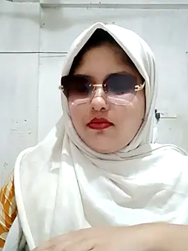 Snapshot of Nusrat-N chatting on May 2026 03:57:01 AM Nusrat-N online show from May 2026 03:57:01 AM