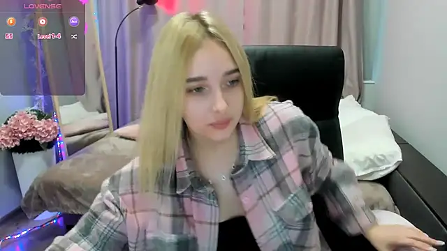 Snapshot of TaisiaHot chatting on April 2026 08:06:01 AM TaisiaHot online show from April 2026 08:06:01 AM