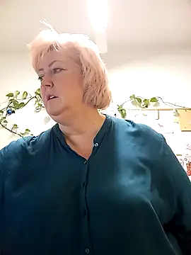 TerezaVelvet online show from September 2025 05:12:01 AM