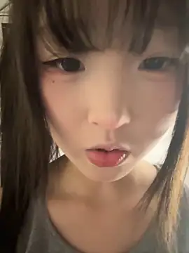 Snapshot of lelebaybay888 chatting on October 2025 03:21:02 PM lelebaybay888 online show from October 2025 03:21:02 PM