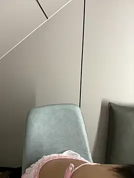 Snapshot of lelebaybay888 chatting on October 2025 04:20:02 PM lelebaybay888 online show from October 2025 04:20:02 PM