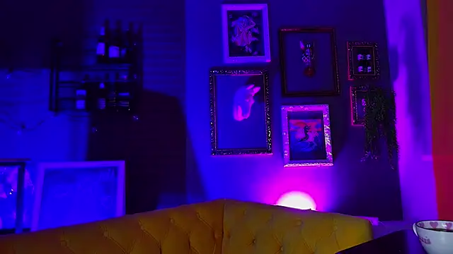 SakuraBliss online show from September 2025 04:55:02 PM