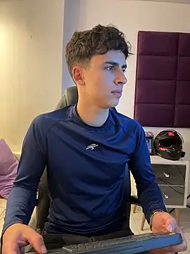 AdrianRinaldi online show from January 2026 08:00:01 PM