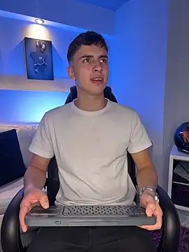 AdrianRinaldi online show from March 2026 08:04:01 PM