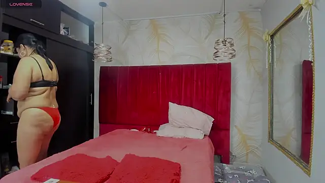 Snapshot of dannalanegra chatting on September 2025 11:59:02 PM dannalanegra online show from September 2025 11:59:02 PM