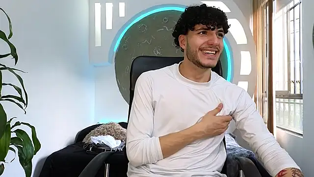 Rafael Mendezz online show from September 2025 08:47:01 PM