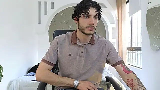 Rafael Mendezz online show from November 2025 07:27:01 PM