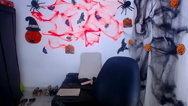 ValeriaHairy online show from October 2025 02:00:02 AM