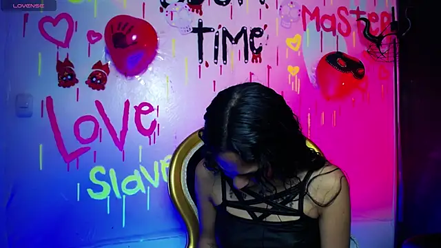 Sweettpleasure online show from October 2025 01:11:01 PM