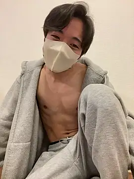 Yuma0718 online show from February 2026 11:39:02 AM