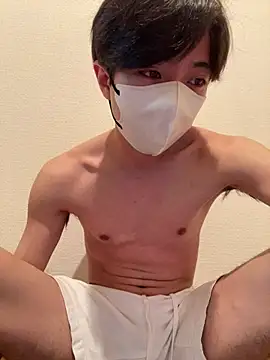 Yuma0718 online show from April 2026 10:57:02 AM