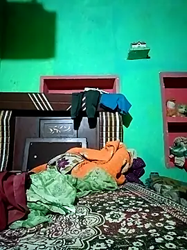 Snapshot of Shreya-couple chatting on September 2025 12:56:02 AM Shreya-couple online show from September 2025 12:56:02 AM