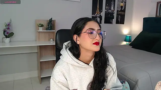 madame lottie online show from September 2025 12:37:01 PM