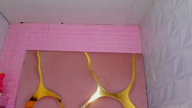 Niina Sissy online show from October 2025 06:25:02 AM