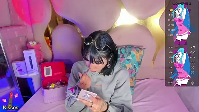 Niina Sissy online show from March 2026 07:59:01 AM