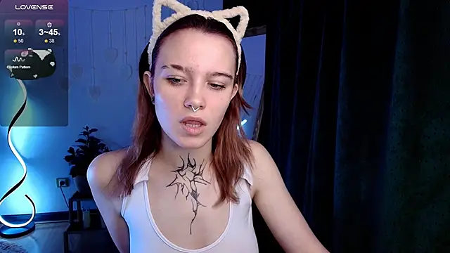 Elastikiss online show from September 2025 02:35:02 AM