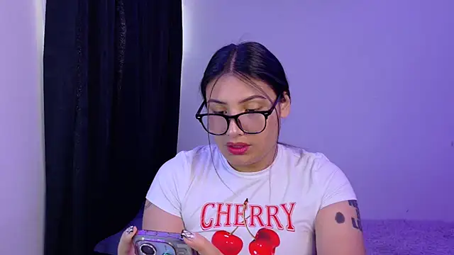 Linda andrew online show from April 2026 04:47:02 PM