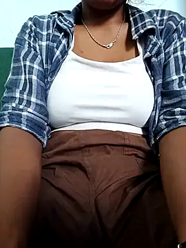 kissujaan online show from October 2025 04:10:02 AM