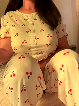 OnlyRima online show from November 2025 09:22:01 AM