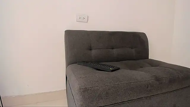 Snapshot of lara_and_danny chatting on October 2025 07:57:02 PM lara and danny online show from October 2025 07:57:02 PM