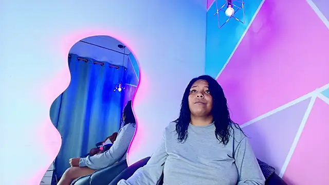 Snapshot of naomi_campbel_ chatting on November 2025 09:04:01 PM naomi campbel online show from November 2025 09:04:01 PM