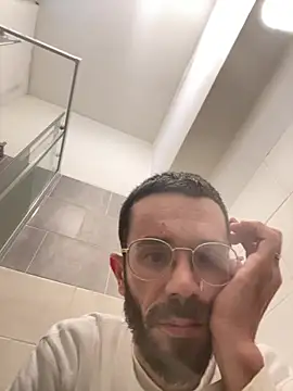 lolo7121 online show from April 2026 05:26:02 PM