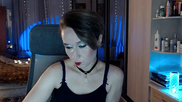 ClassyInna online show from November 2025 05:51:02 AM