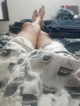 Yourrambo online show from April 2026 06:16:02 PM