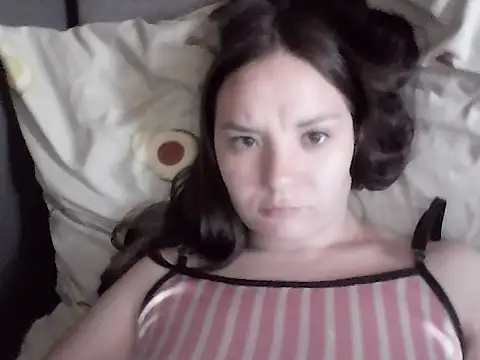 Snapshot of KatrinxCute chatting on September 2025 06:15:02 AM KatrinxCute online show from September 2025 06:15:02 AM