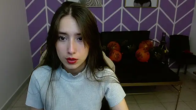 Adhara Kitten online show from November 2025 07:29:02 PM