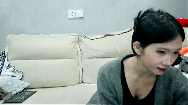 xiaoLI-2025 online show from October 2025 02:56:02 PM