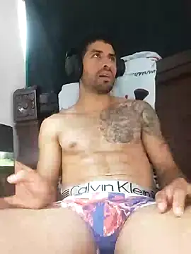 Alexsexygamer online show from April 2026 08:33:01 PM