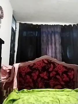 Snapshot of catrina_love chatting on May 2026 03:05:01 PM catrina love online show from May 2026 03:05:01 PM