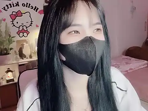 keelinnn19 online show from February 2026 06:47:02 PM