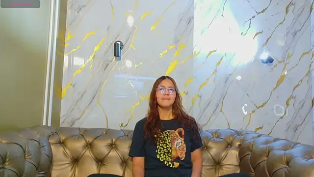 angeles azul online show from February 2026 12:45:01 PM