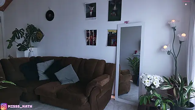 Nathaliakyte online show from October 2025 08:20:01 PM