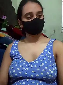 Snapshot of RealNerala chatting on October 2025 06:32:02 PM RealNerala online show from October 2025 06:32:02 PM