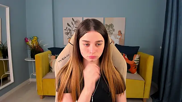 SweetyLicky online show from September 2025 04:20:01 PM