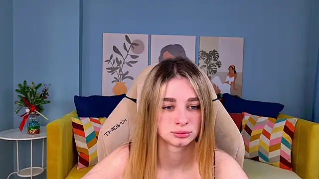 SweetyLicky online show from January 2026 04:09:01 PM