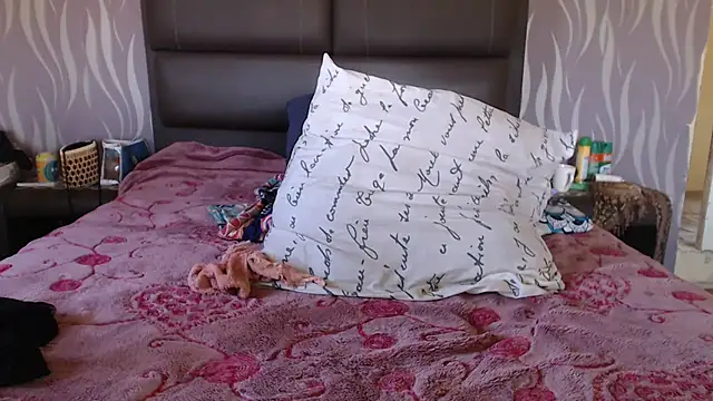 BoobsQueen46K online show from November 2025 10:04:02 AM