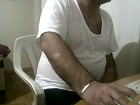 Snapshot of gerek27 chatting on November 2025 11:05:01 PM gerek27 online show from November 2025 11:05:01 PM